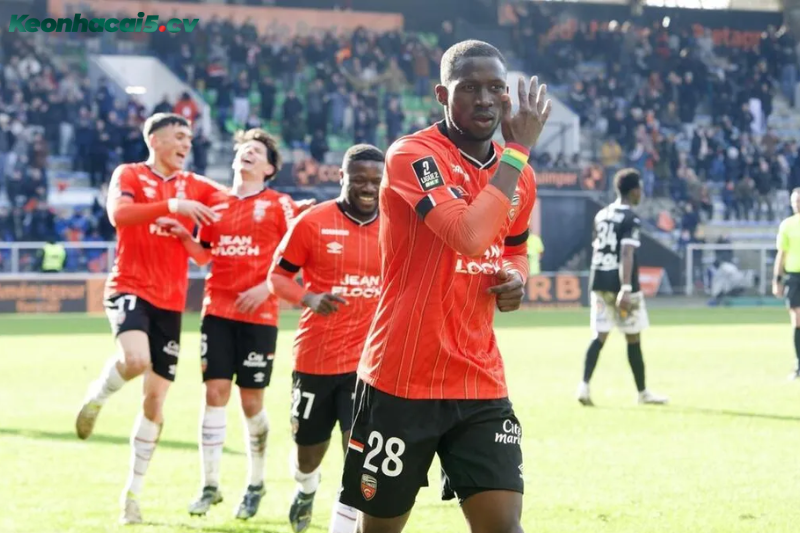 Đội hình dự kiến trước trận Strasbourg vs Lorient Đội hình dự kiến trước trận Strasbourg vs Lorient
